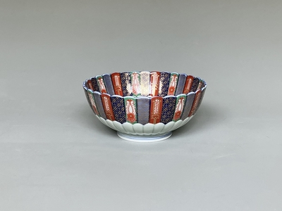 名品撰 古伊万里金襴手作品 | 栗田美術館
